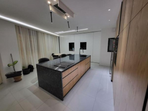 Splendid apartment, nice quality fittings